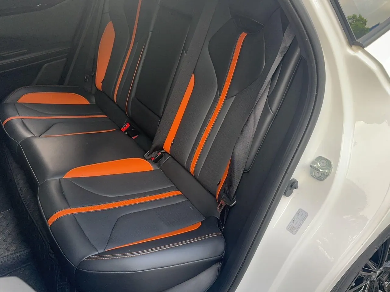 ChangAn 2024 UNI-V 1.5T Distinguished Sports Automatic 5