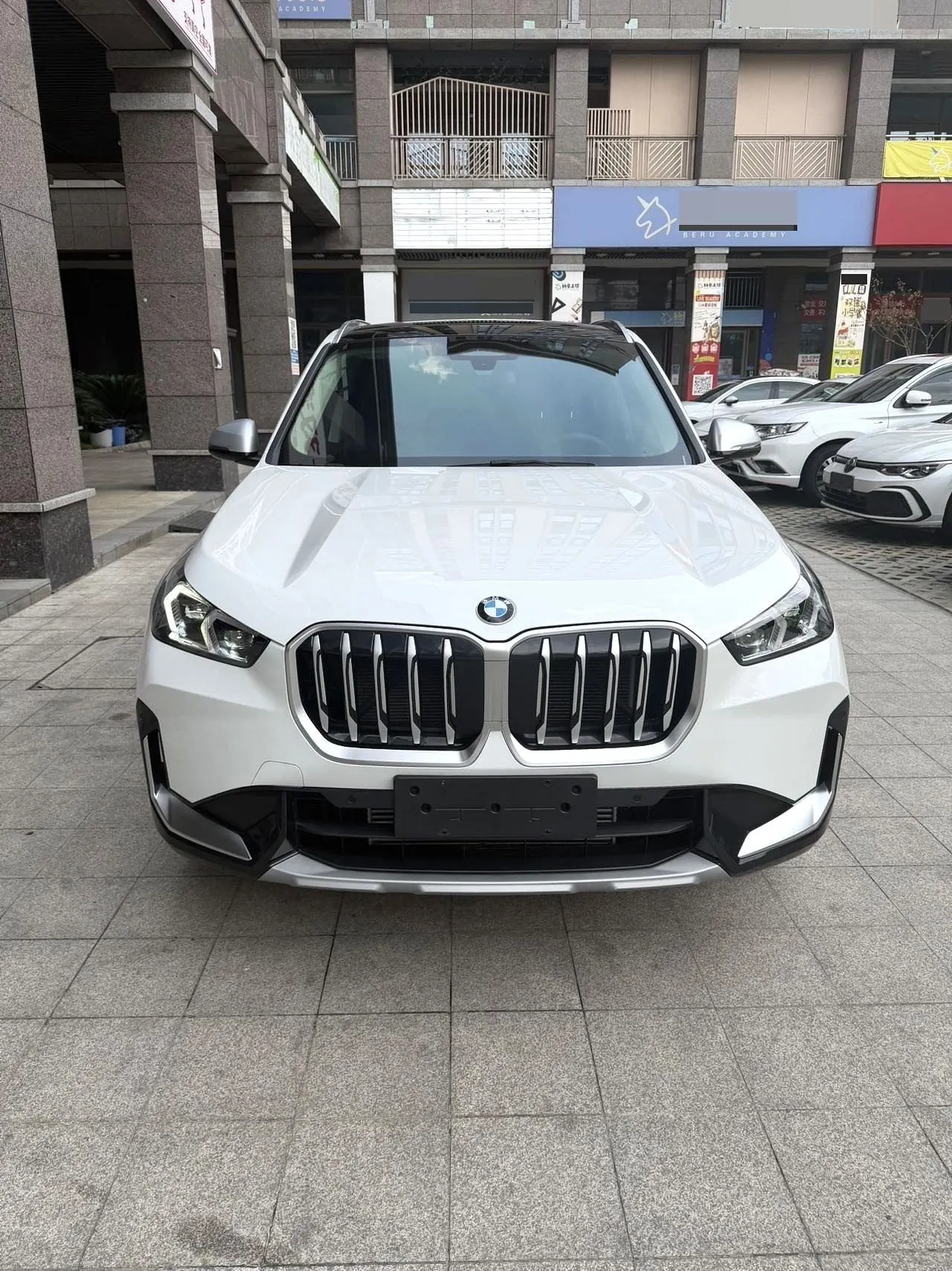 BMW 2023 X1 sDrive20Li 1.5T X Design Package Automatic Transmission 2