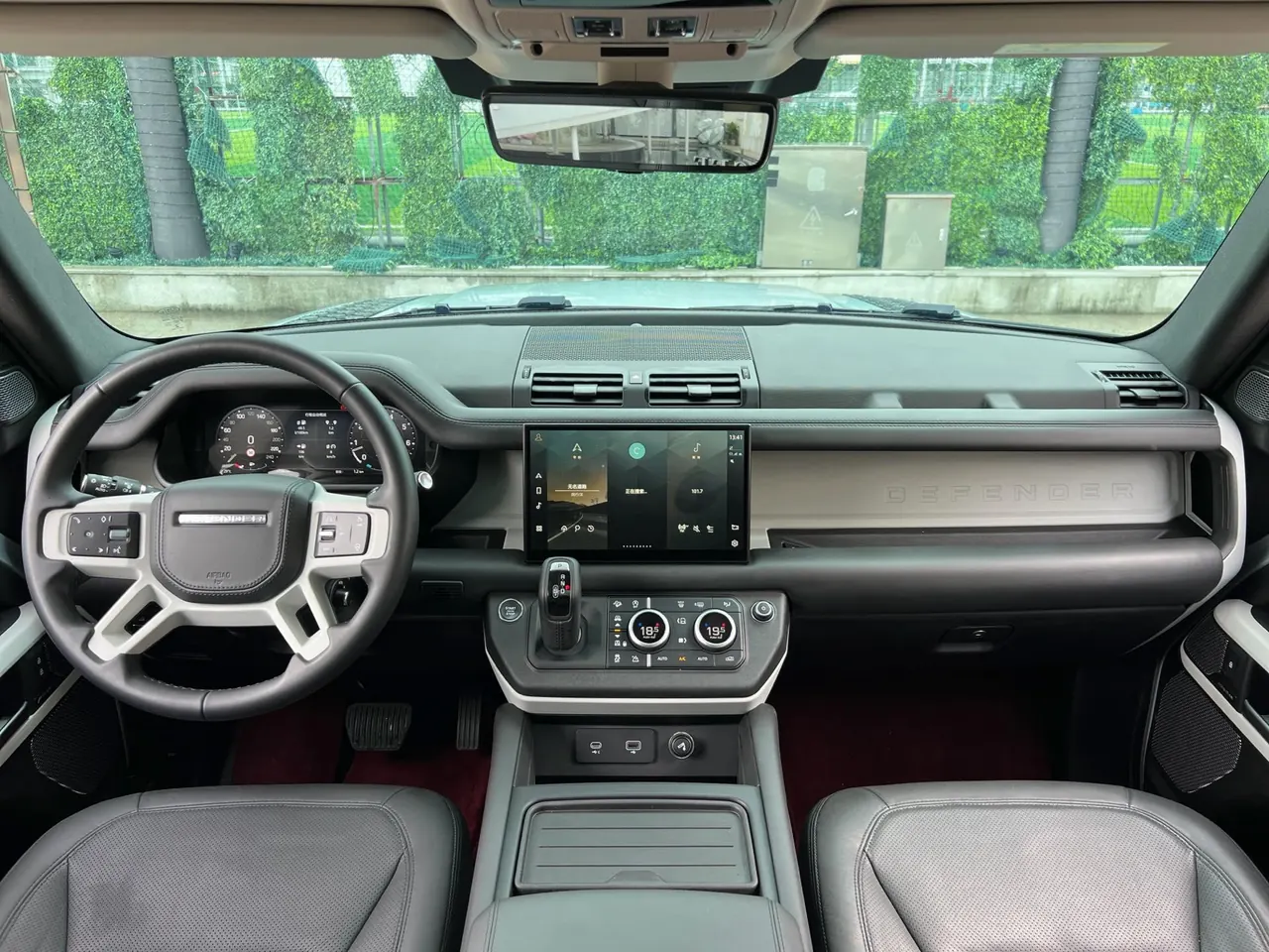 Land Rover Guard (Imported) 2024 Guard 90 48V 3.0T P400 HSE Automatic Gear 6