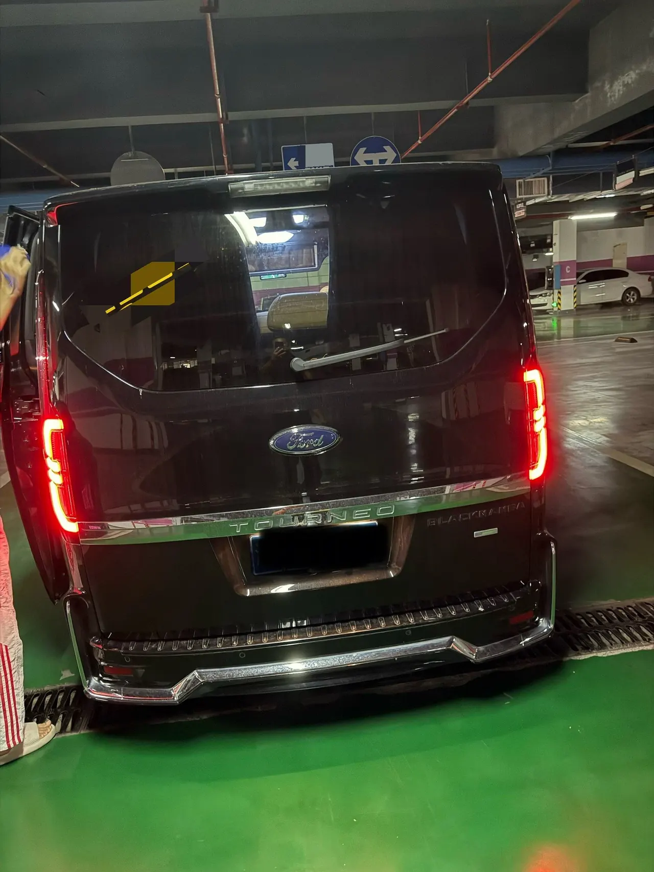 Ford 2024 Touruio 2.0T Zun Plus Edition Automatic Gear 6