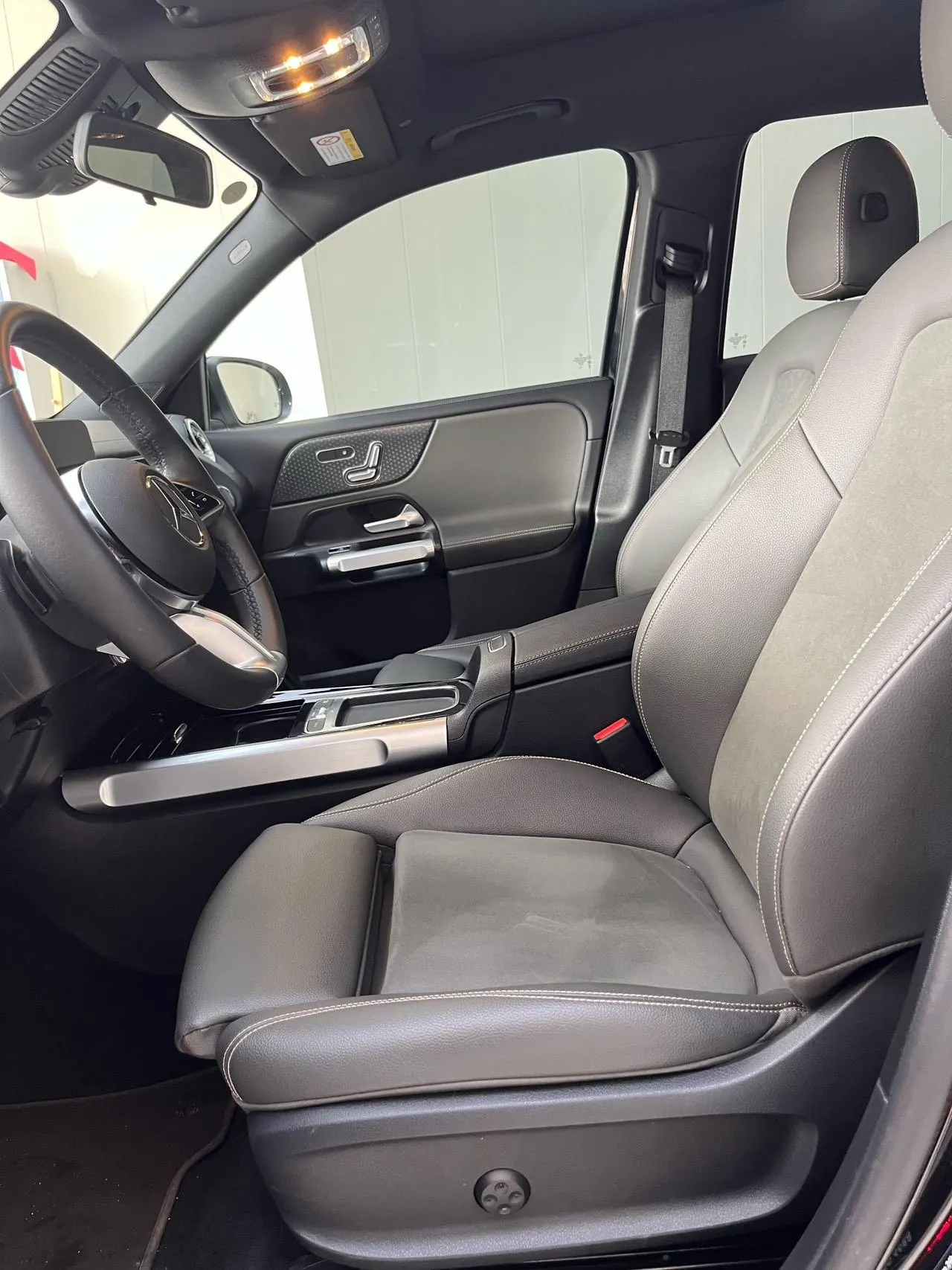 Mercedes Benz 2024 EQB 350 4MATIC EQB 350 4MATIC Automatic 4