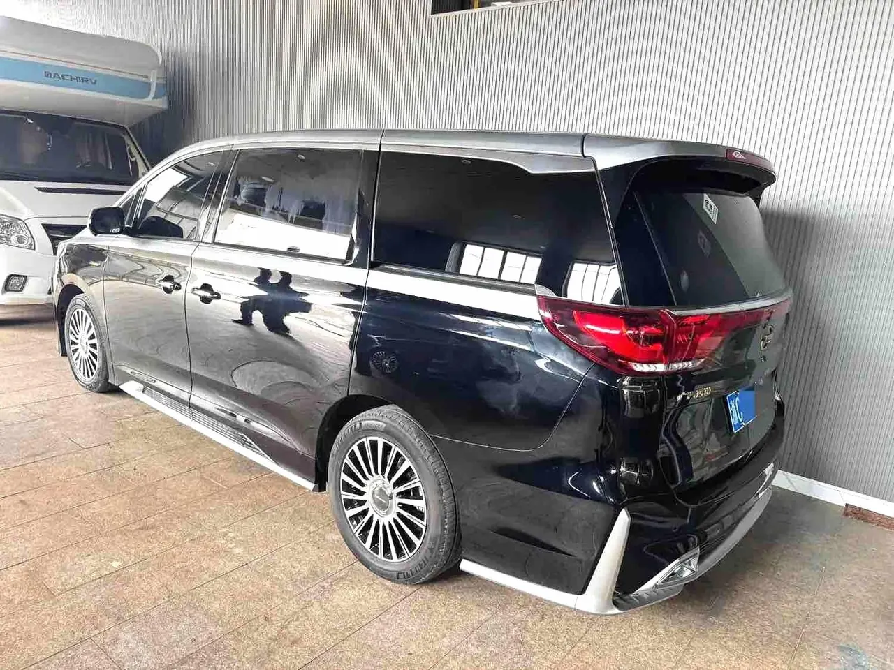 Chuanqi 2021 M8 2.0T 390T Master Series Royal Zun Edition 4-seat Automatic Gear 8