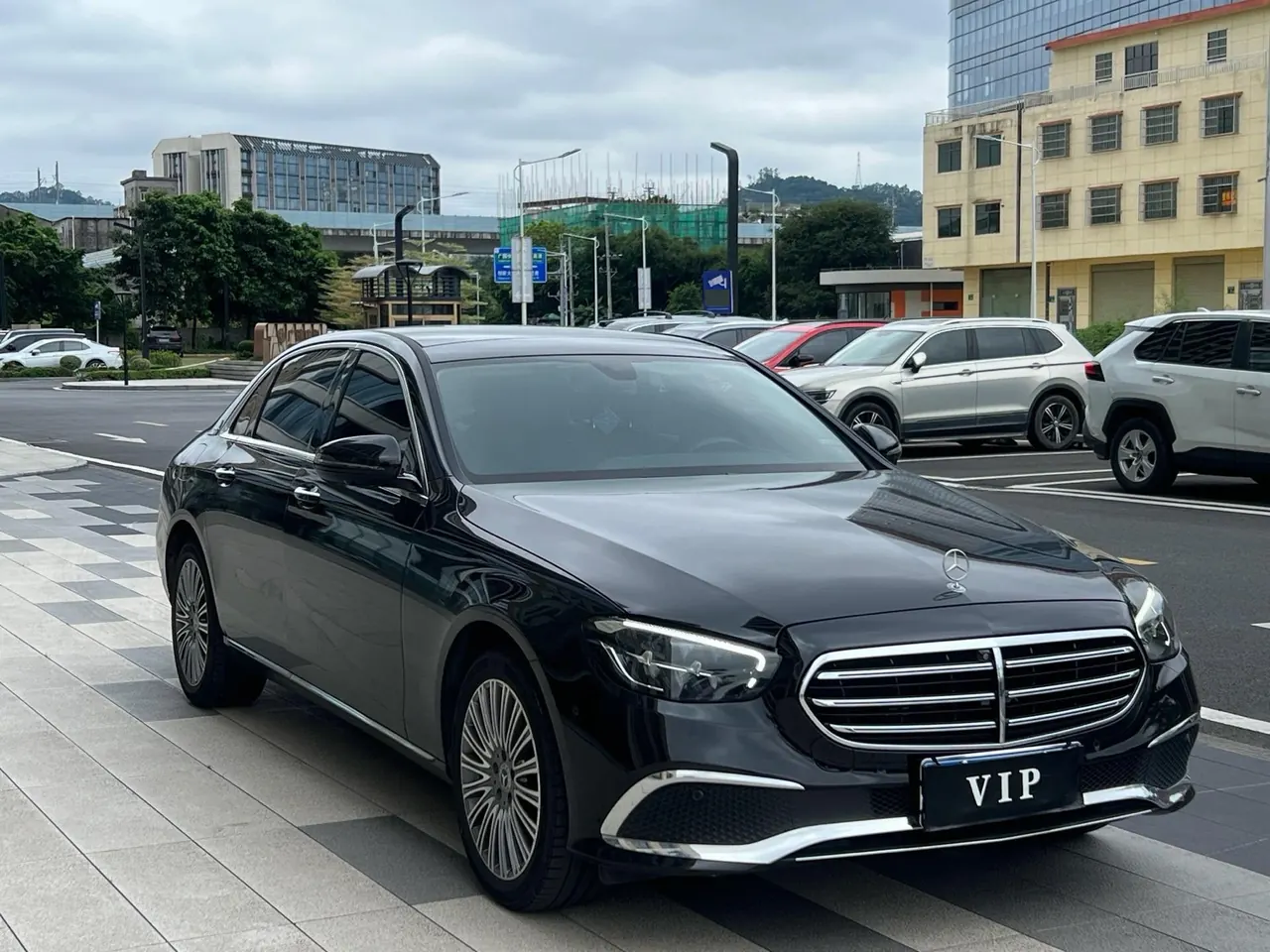 Mercedes Benz E-Class 2023 E 300 L 2.0T Fashion Automatic Gear 3
