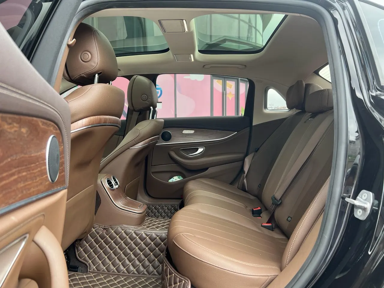 Mercedes Benz E-Class 2023 E 300 L 2.0T Fashion Automatic Gear 5