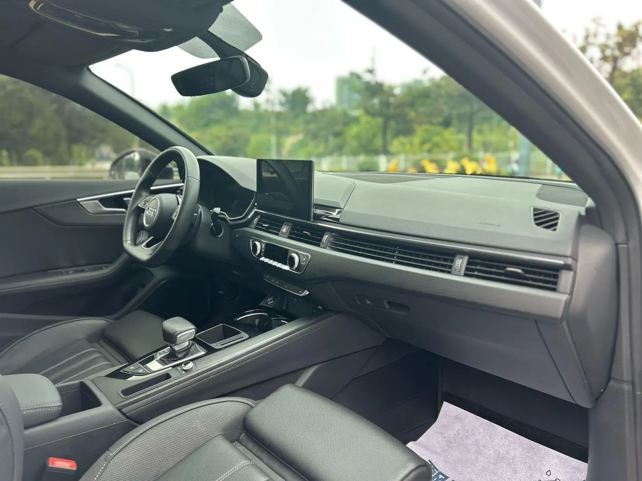 Audi 2023 A4L 2.0TFSI 40TFSI Fashion Dynamic Automatic 8