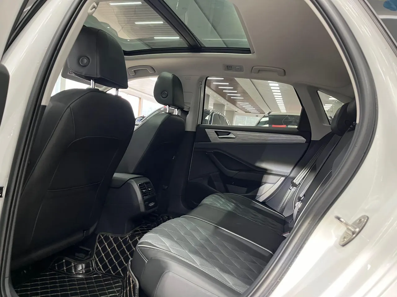 Volkswagen 2023 Sagitar 1.5TSI 300TSI Exceed Edition Automatic 5