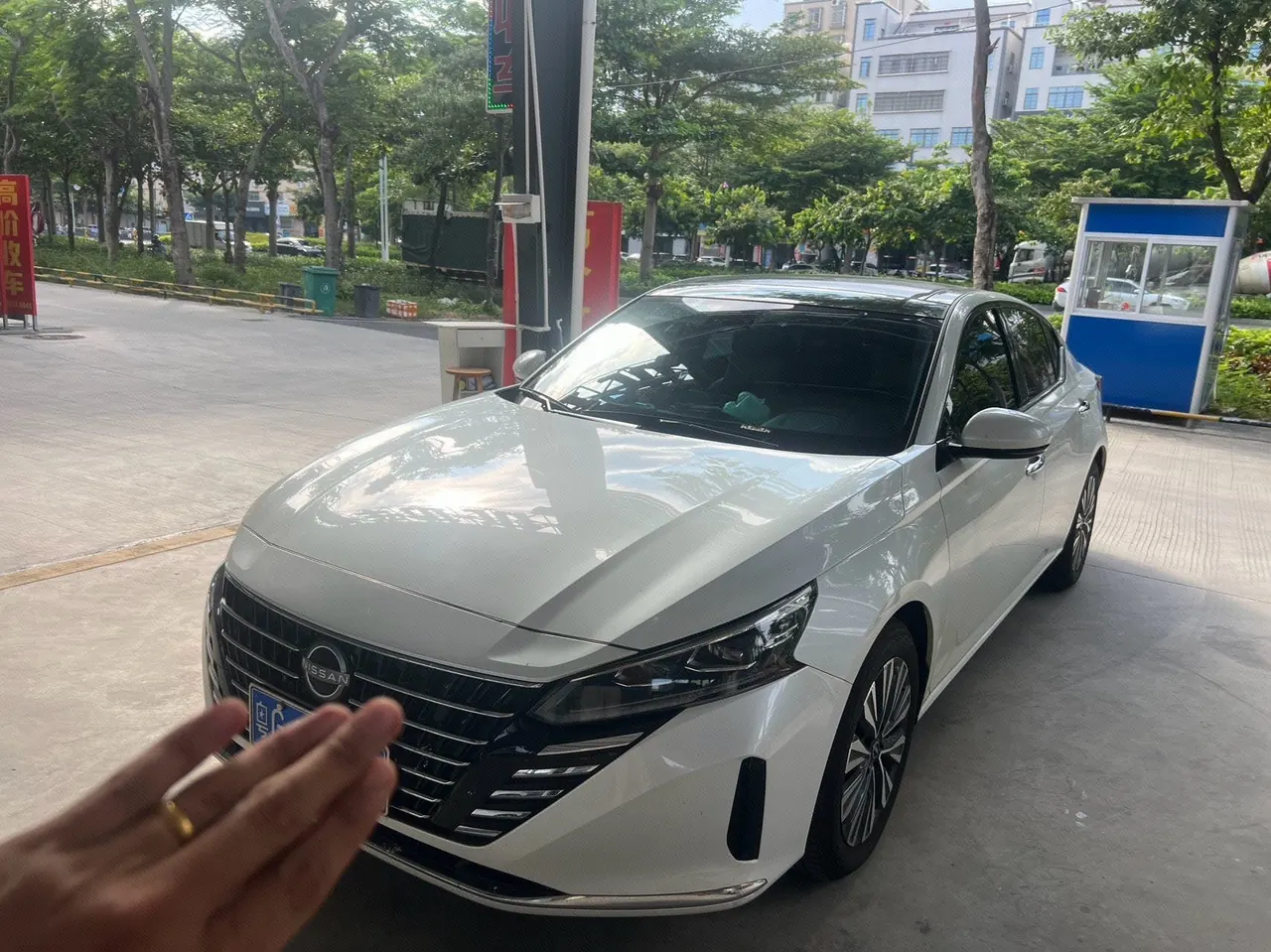 Open image lightbox: Nissan 2025 Teana 2.0 Stepless XL-TLS Pleasant Edition Automatic Gear