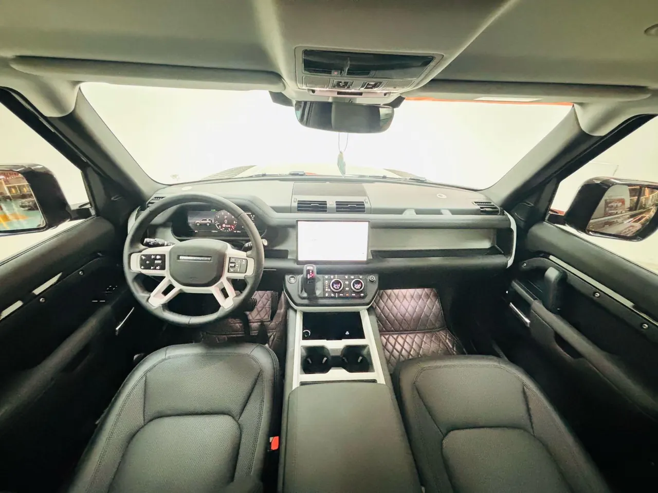 Land Rover Guard (Imported) 2025 Guard 90 2.0T P300 S Automatic Gear 4