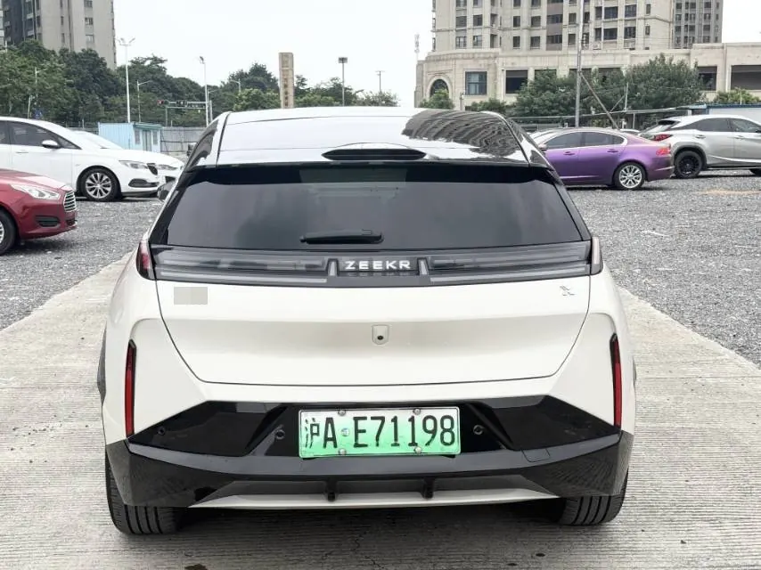 Zeekr 2023 Zeekr x rear drive YOU version 4 automatic gear 8