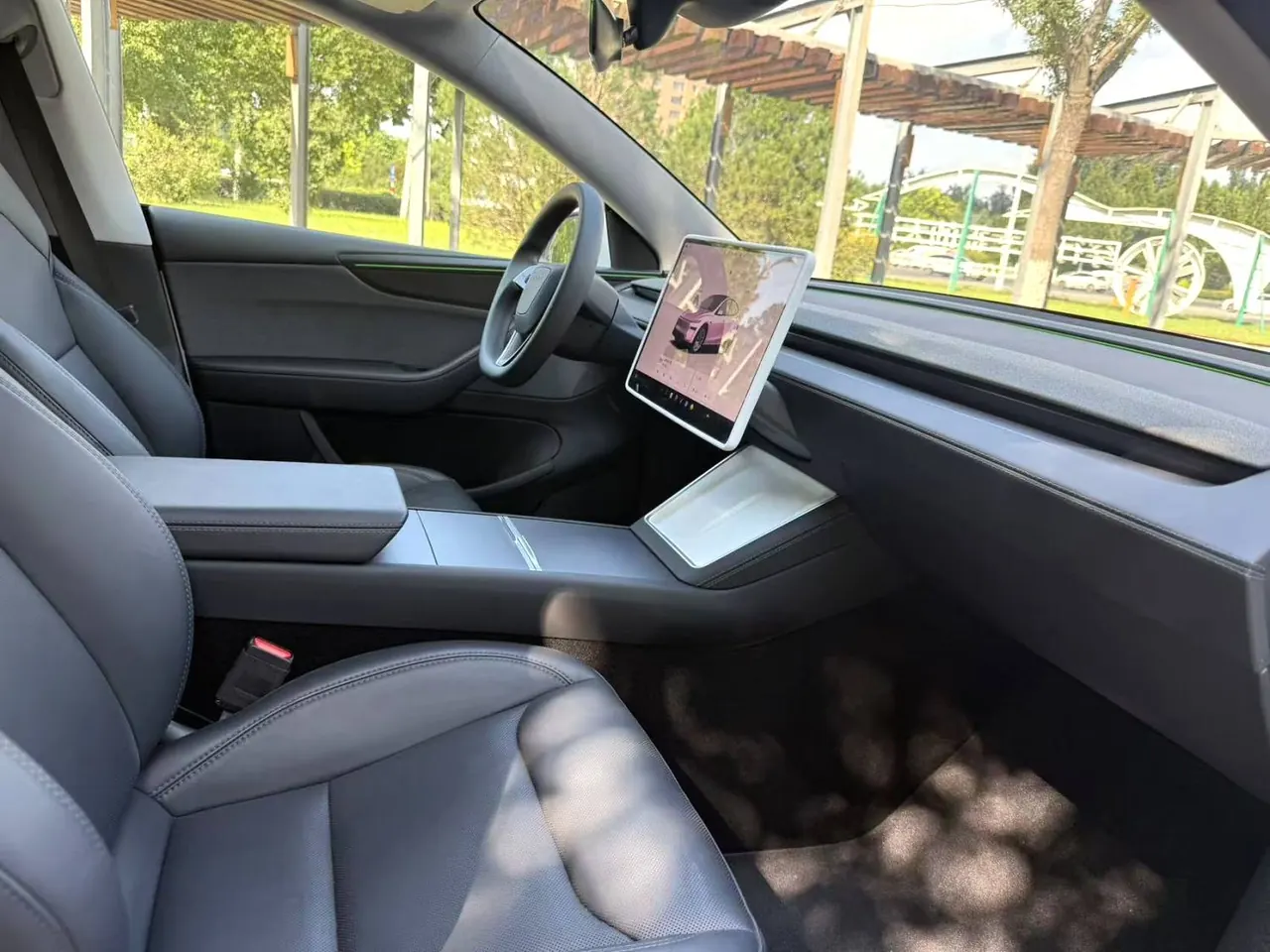 Tesla 2025 Model Y rear-wheel drive version automatic transmission 10