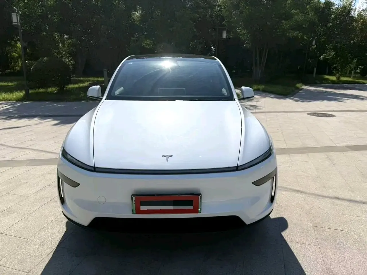 Tesla 2025 Model Y rear-wheel drive version automatic transmission 2