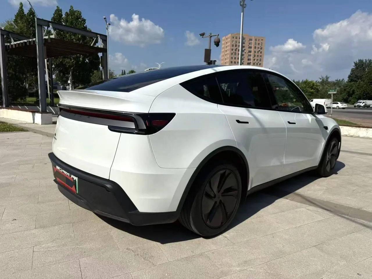 Tesla 2025 Model Y rear-wheel drive version automatic transmission 6