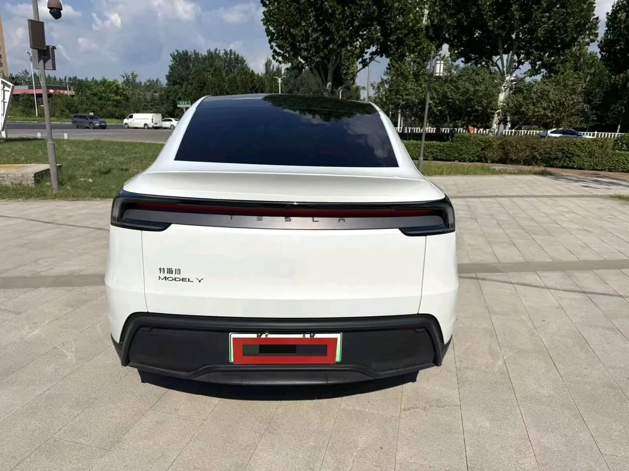 Tesla 2025 Model Y rear-wheel drive version automatic transmission 7
