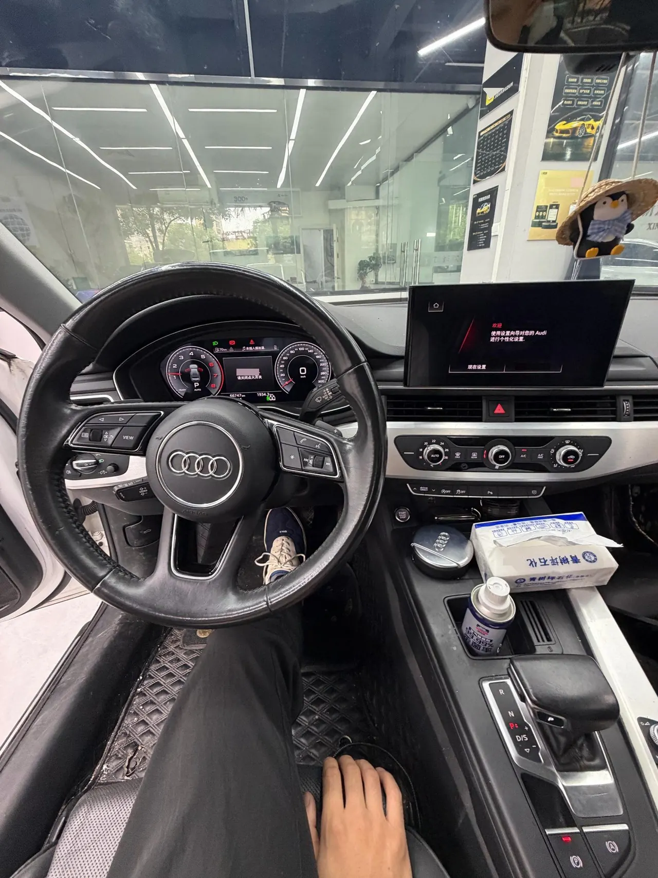 Audi 2020 A4L 2.0TFSI 40TFSI Fashion Dynamic Automatic 5