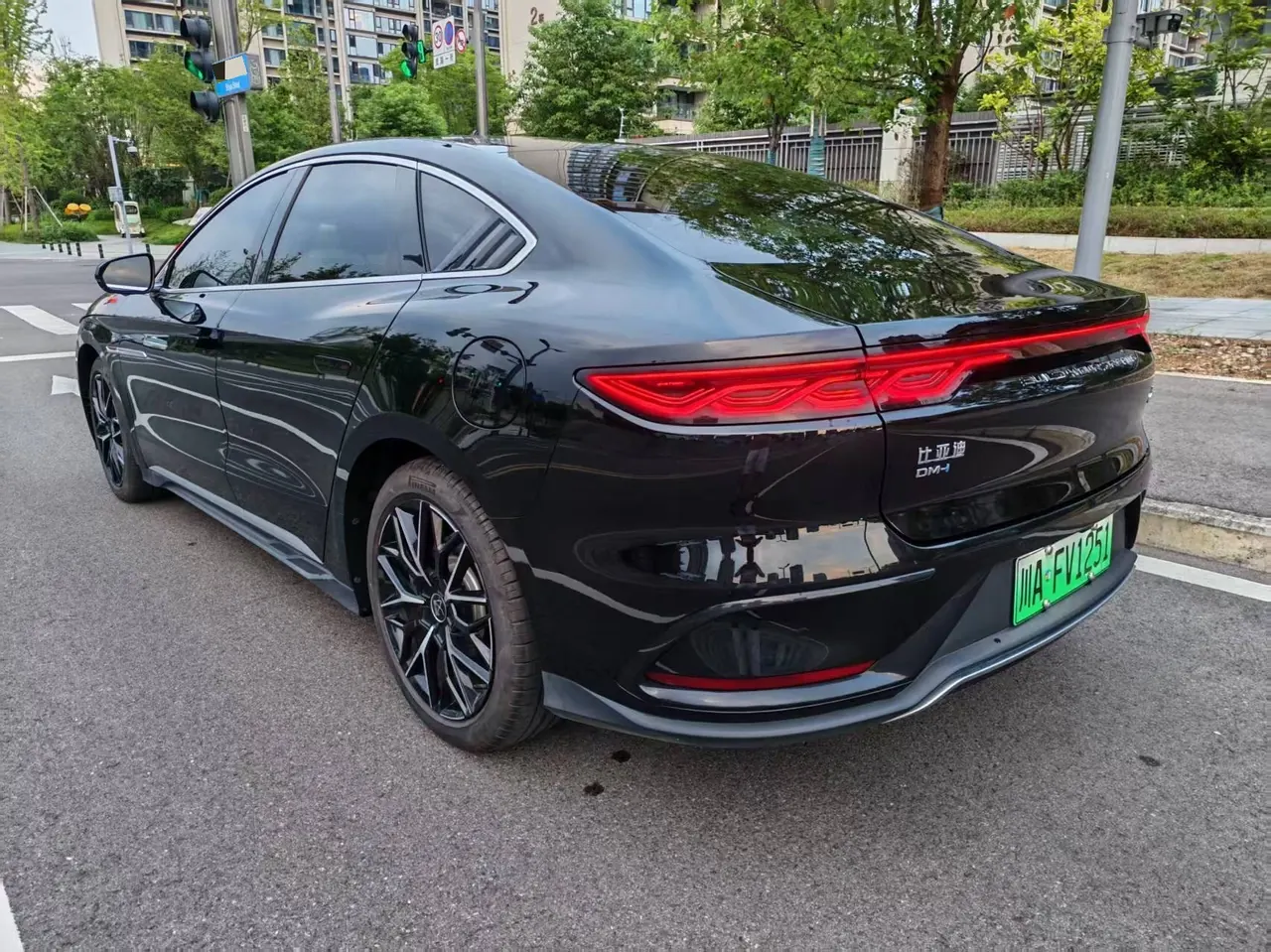 BYD 2025 Han DM-i 1.5T stepless 125KM noble automatic gear 2