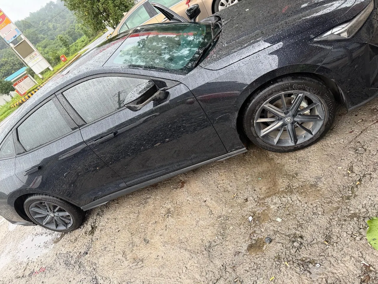 ChangAn 2023 UNI-V 1.5T honorable automatic gear 3