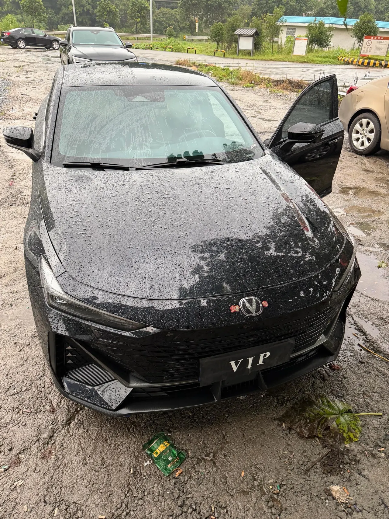 ChangAn 2023 UNI-V 1.5T honorable automatic gear 7