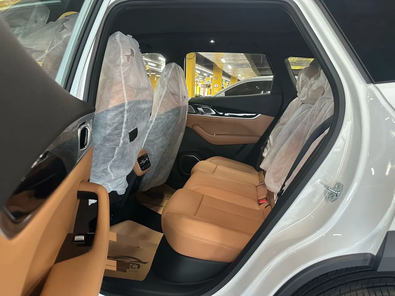 Geely 2025 Boyue L 1.5TD Shanhe Automatic Gear 3