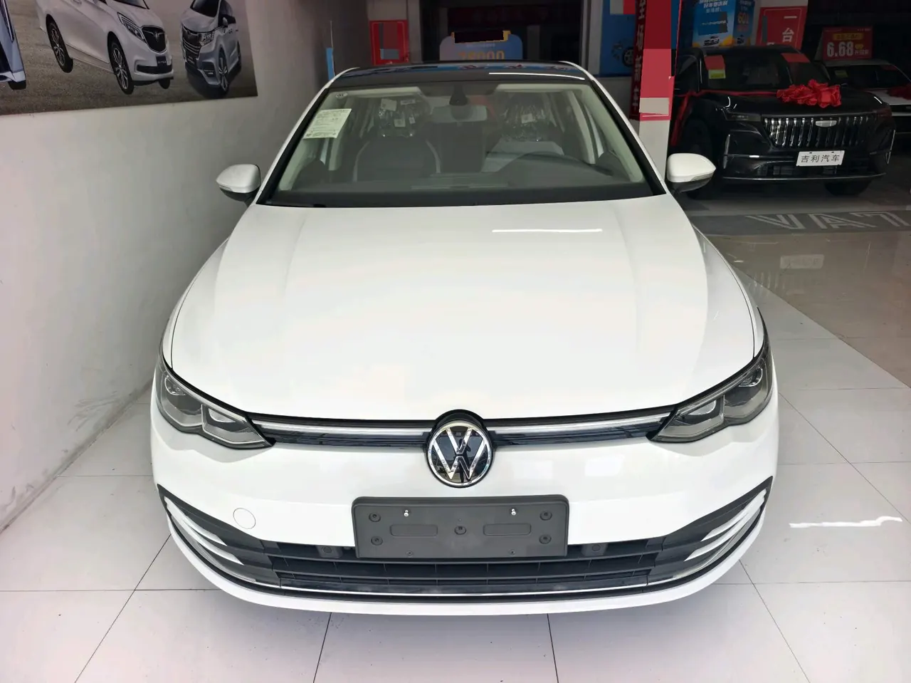 Volkswagen 2024 Golf 8 PRO 1.4TSI 280TSI 50 Year Legendary Automatic 2