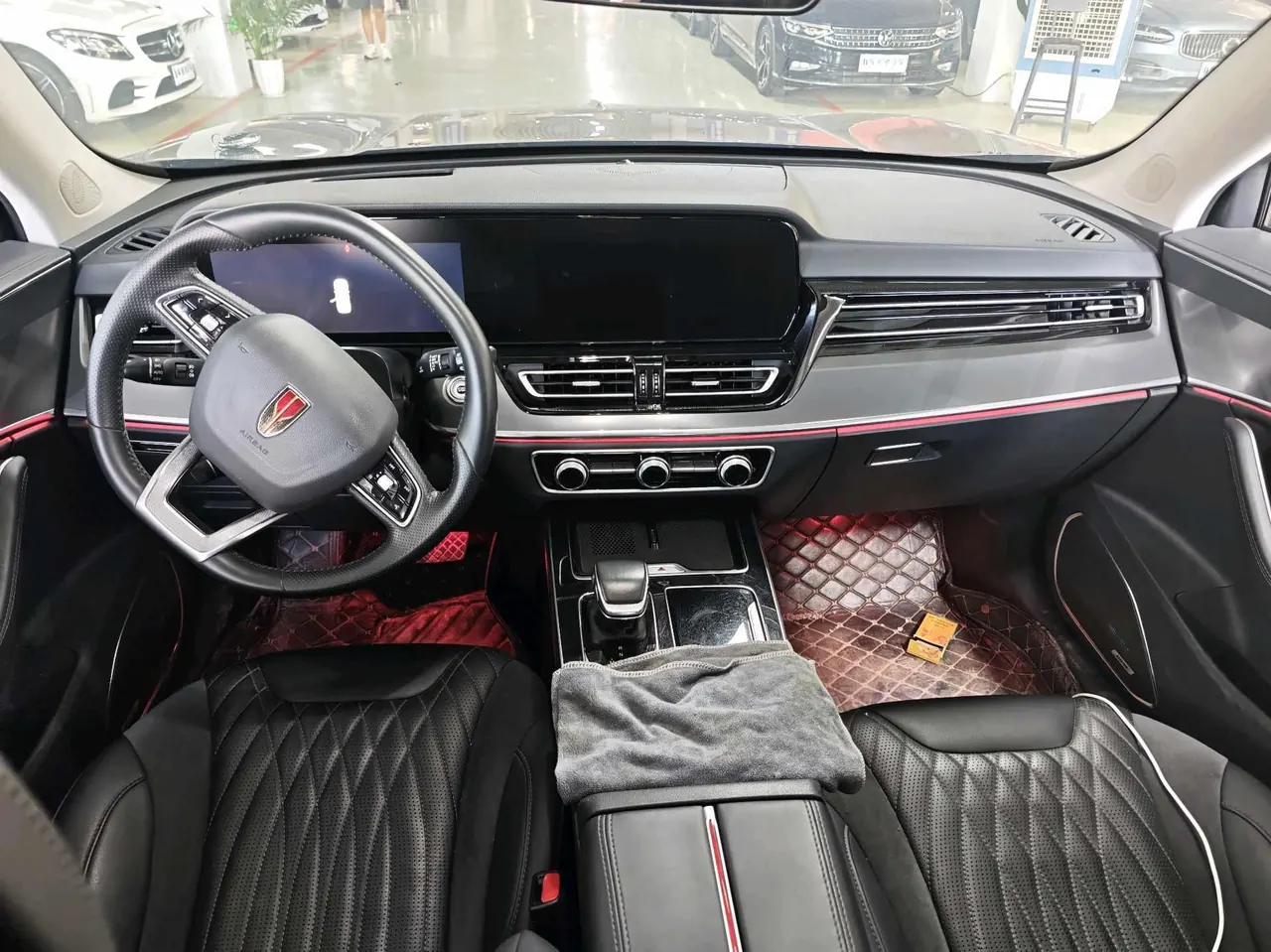 HongQi 2023 HS5 2.0T Flag Enjoy Pro Edition Automatic Gear 4