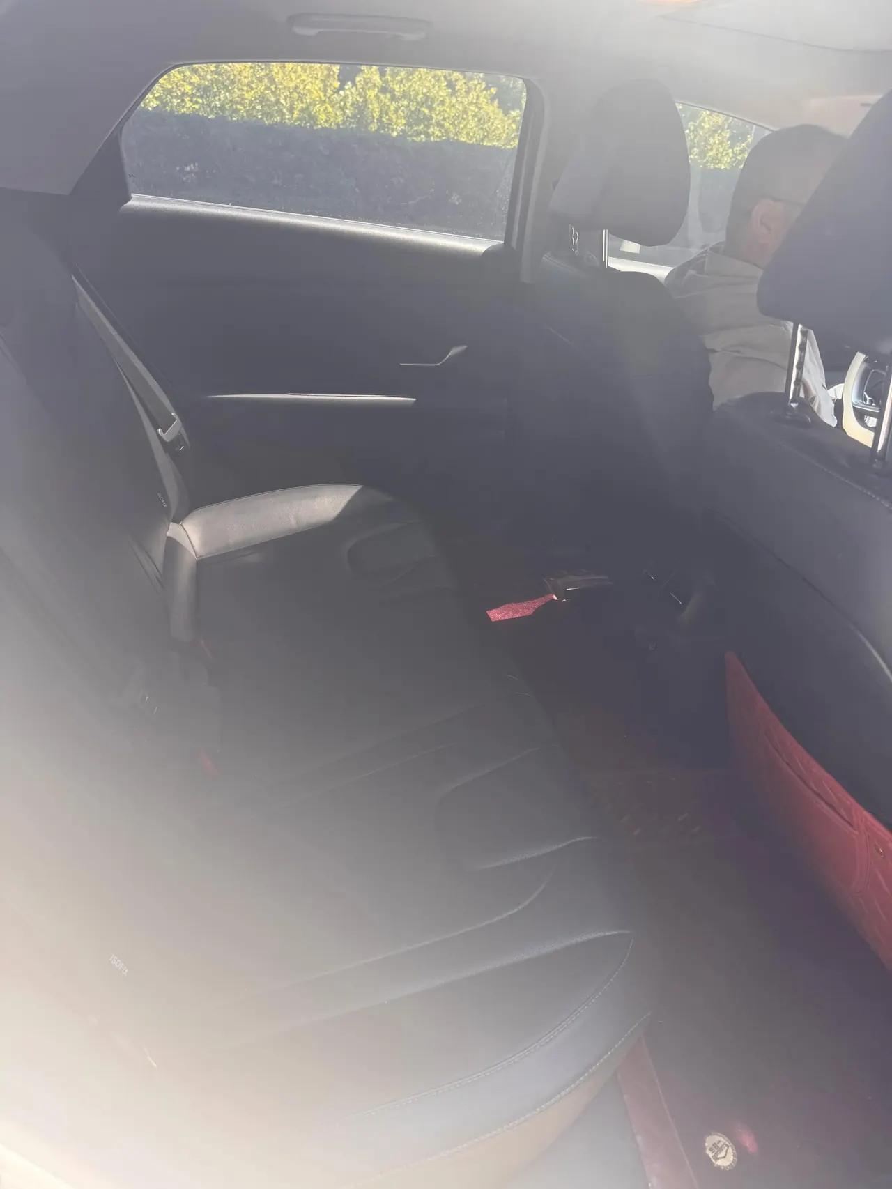 Hyundai 2023 Elantra -3-compartment 1.5 stepless LUX premium automatic gear 5