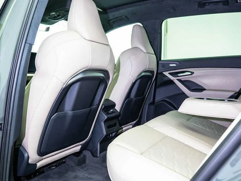 Audi 2026 Q6L Sportback e-tron Long Endurance Edition Automatic Gear 9