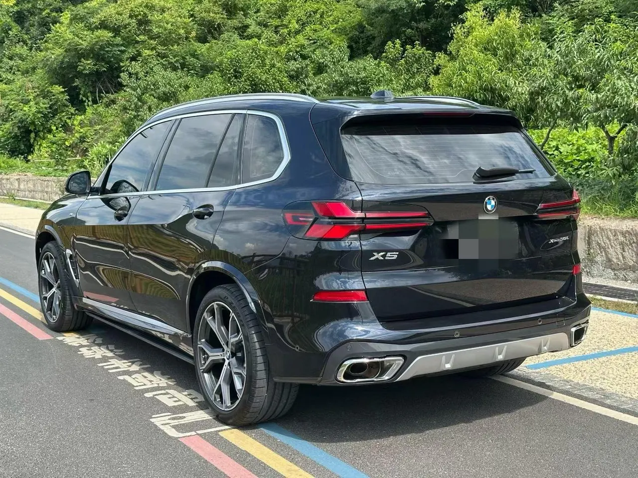 BMW 2023 X5 xDrive30Li 48V 2.0T exclusive M sports suit automatic gear 4