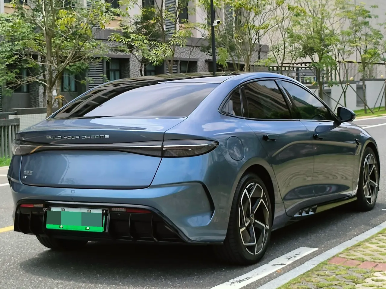 BYD 2023 Seal Champion Edition 700km Performance Edition Automatic Gear 3