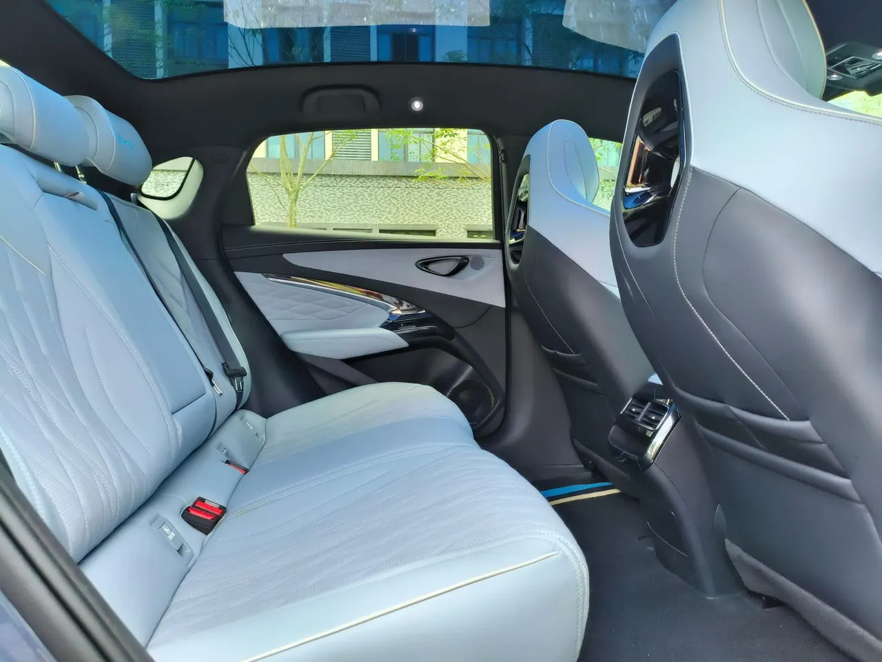BYD 2023 Seal Champion Edition 700km Performance Edition Automatic Gear 7