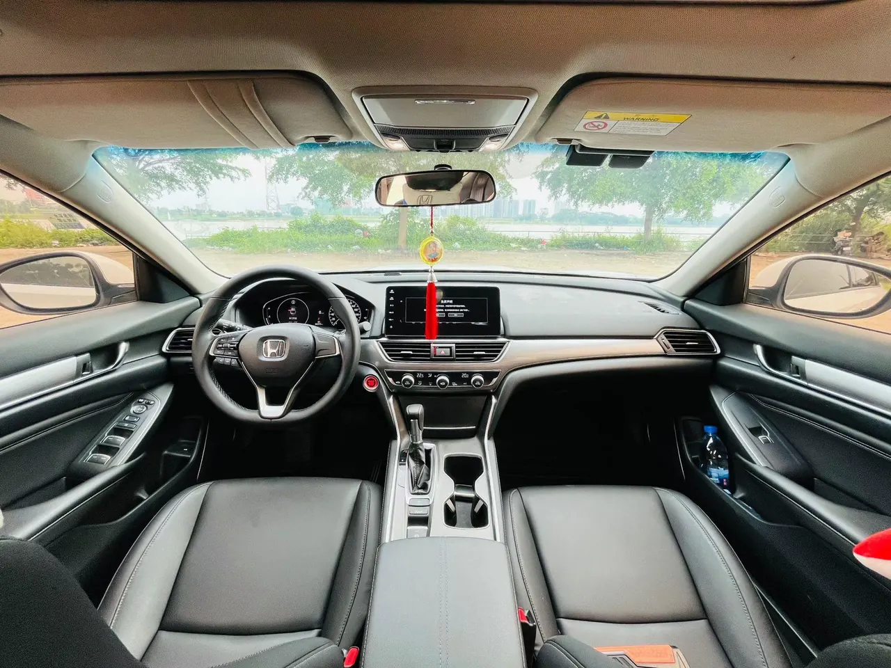 Honda 2022 10th Generation Accord 1.5T Stepless 260TURBO Deluxe Automatic Gear 5