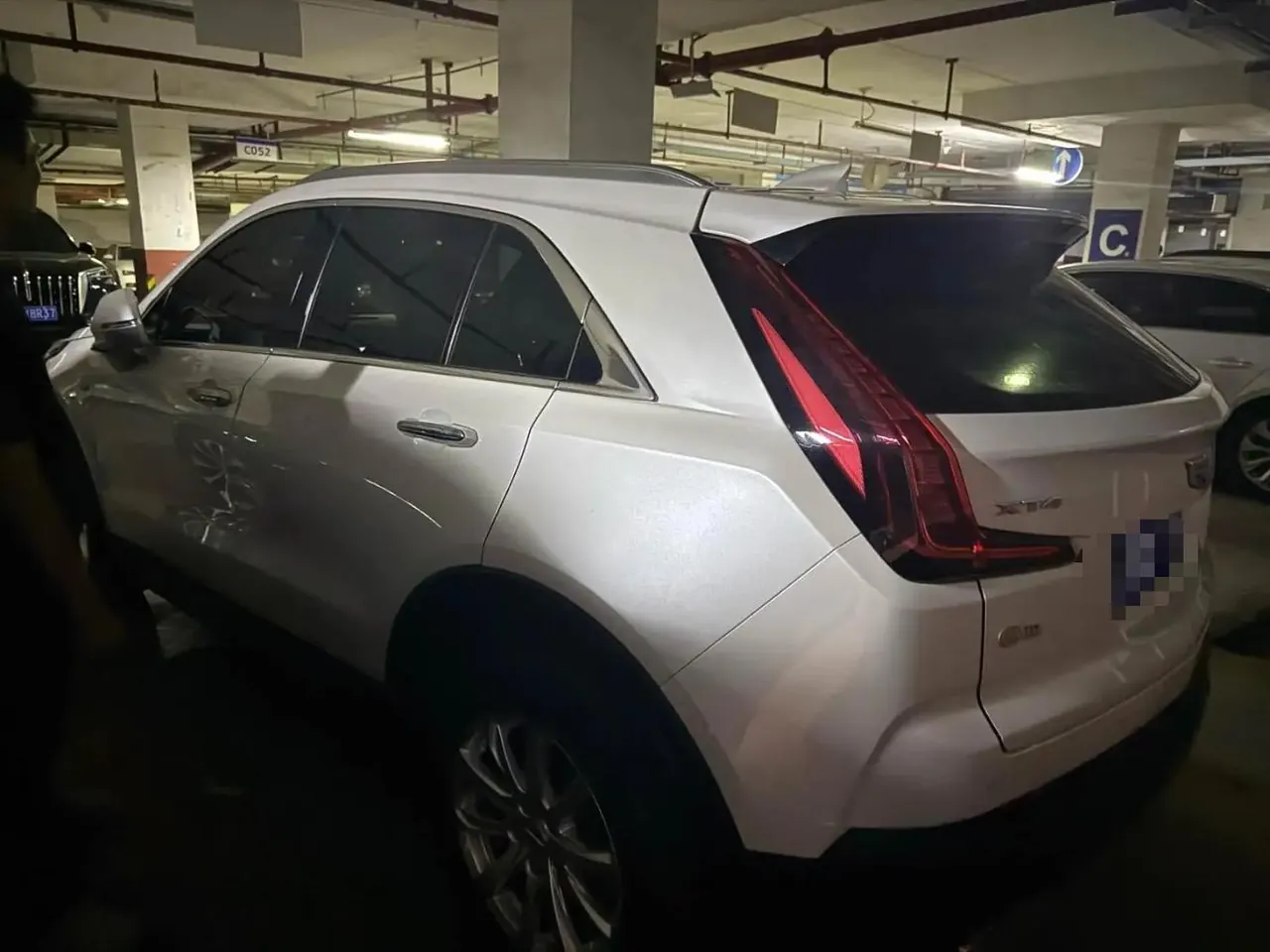 Cadillac 2022 XT4 48V 2.0T 28T Two-Drive Fashion Automatic Gear 7