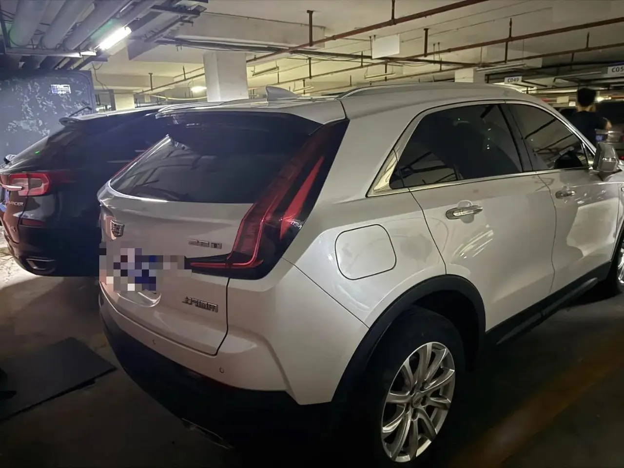Cadillac 2022 XT4 48V 2.0T 28T Two-Drive Fashion Automatic Gear 8