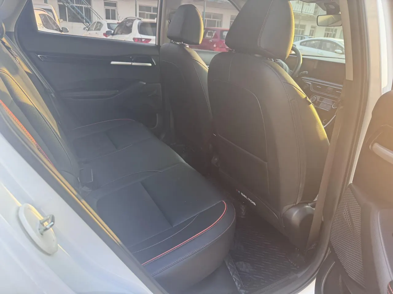 Kia 2023 Setus 1.5 Stepless Deluxe Edition Automatic Transmission 3