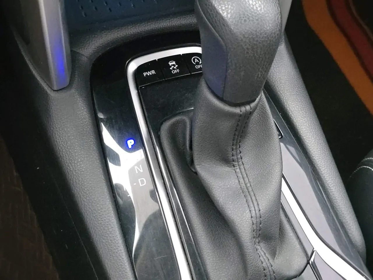 Toyota 2022 Fenglanda 2.0 Stepless Deluxe Edition Automatic Transmission 17