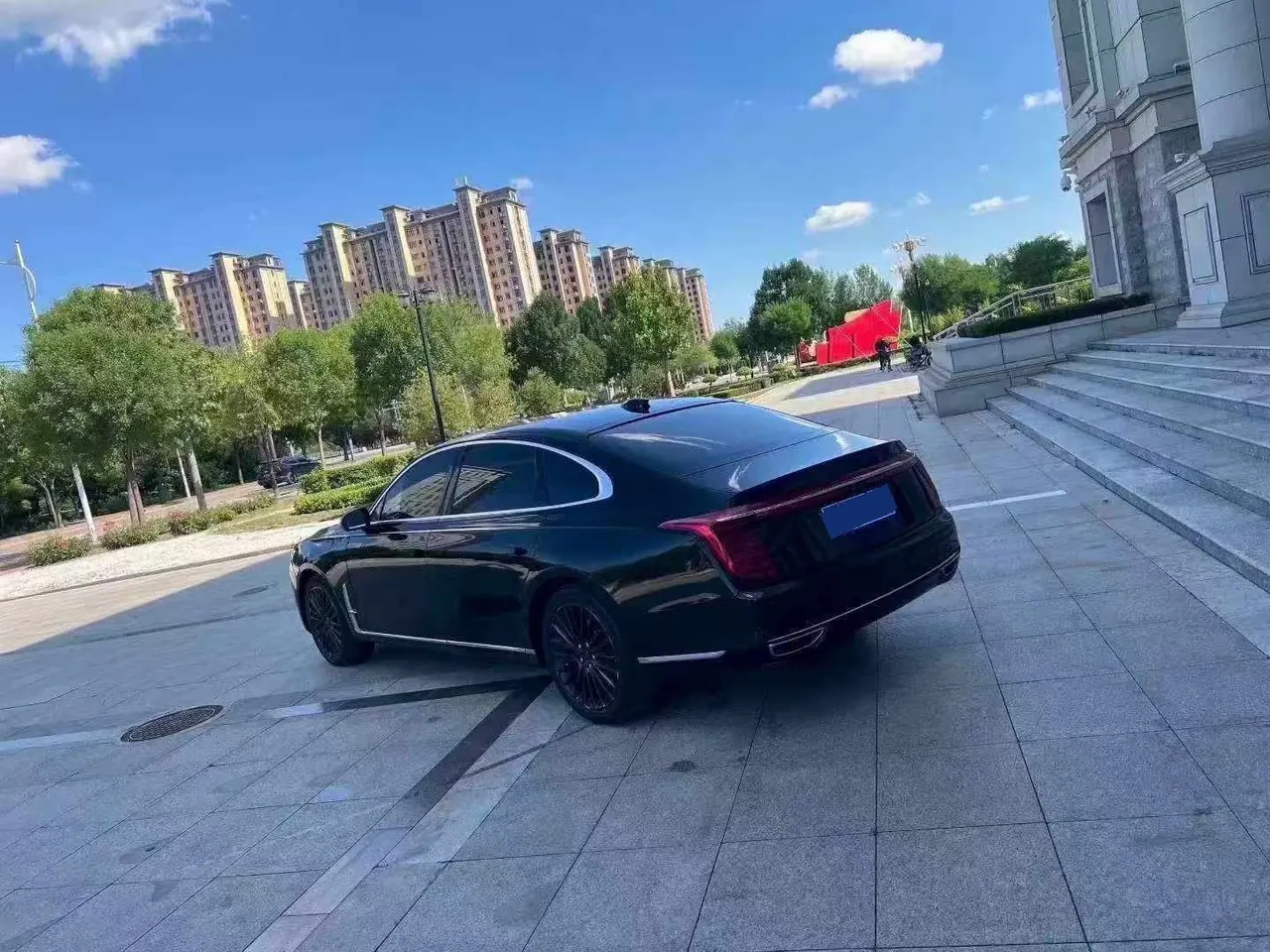 HongQi 2020 H9 48V 2.0T Zhilian Flag Edition Automatic Gear 4