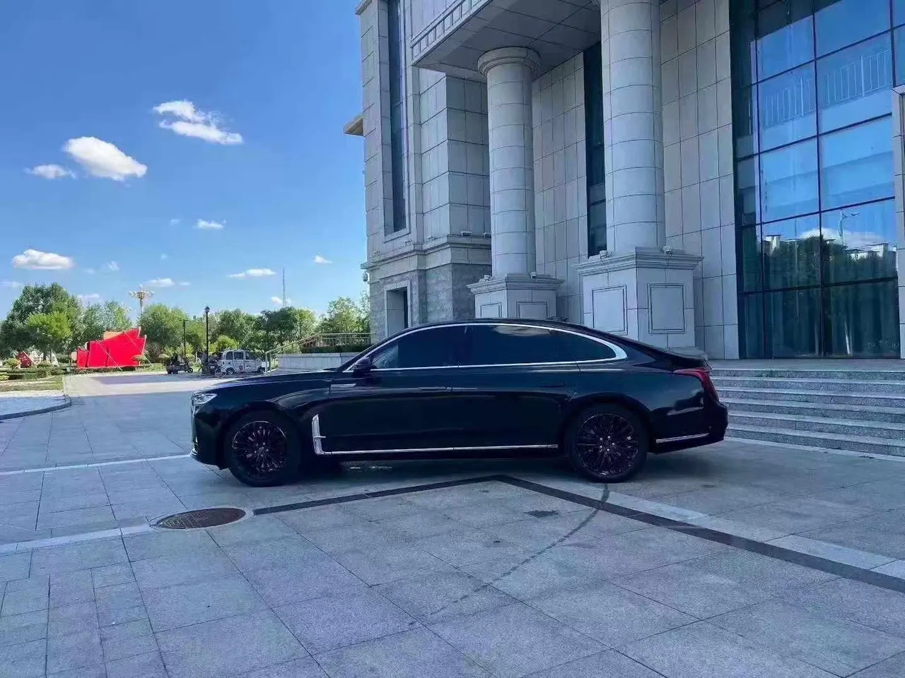 HongQi 2020 H9 48V 2.0T Zhilian Flag Edition Automatic Gear 5