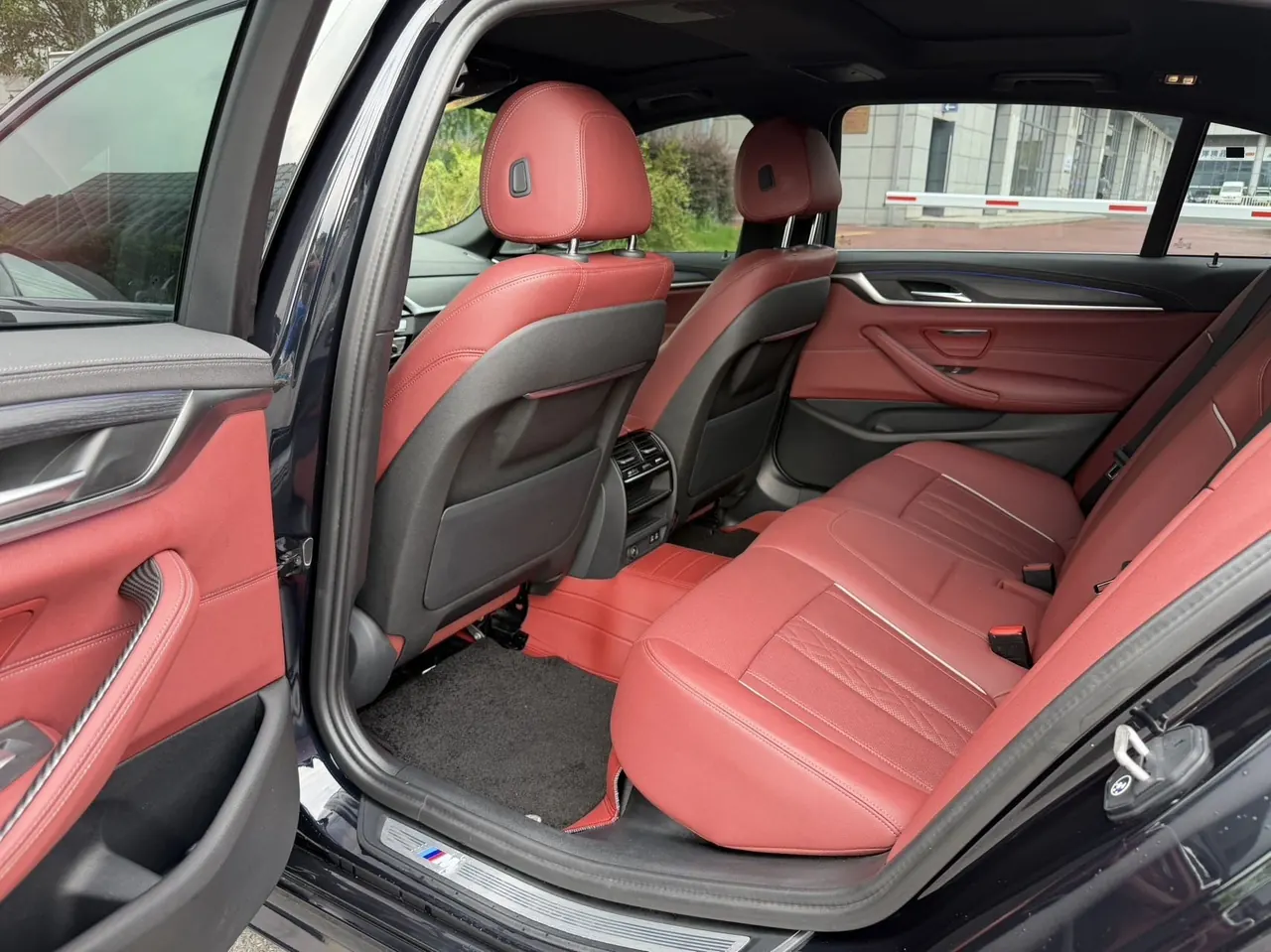 BMW 5 Series 2022 530Li 2.0T Leading M Sports Suit (Change 2) Automatic Gear 6