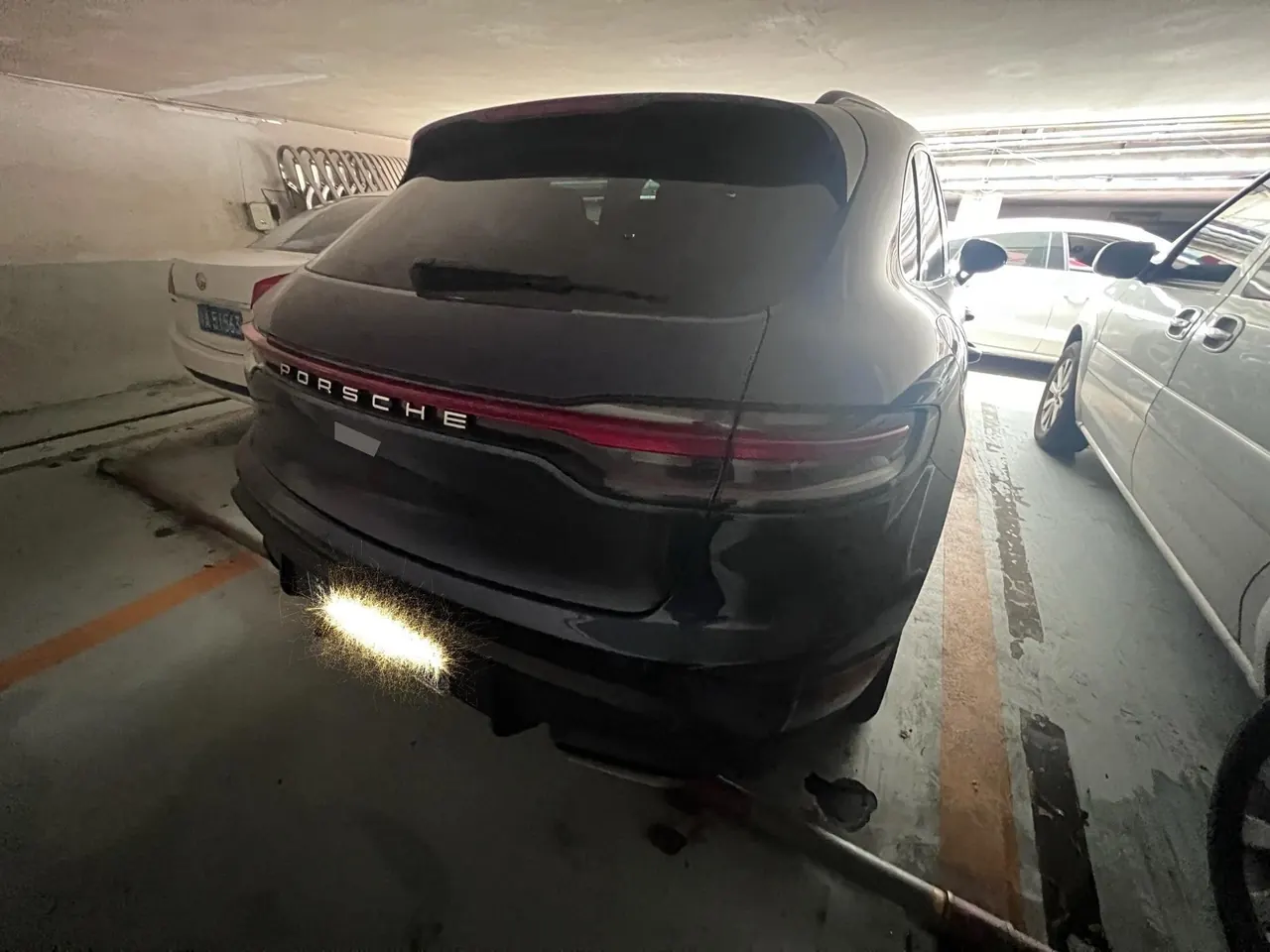 Porsche Macan (Imported) 2022 Macan 2.0T Automatic Gear 5