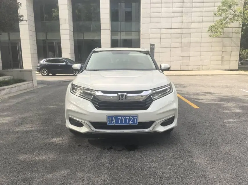 Honda 2020 crown road 2.0T 370TURBO four-wheel drive exclusive edition two-color automatic gear 2