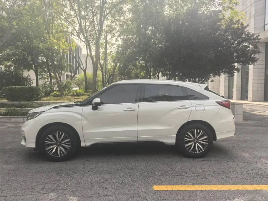 Honda 2020 crown road 2.0T 370TURBO four-wheel drive exclusive edition two-color automatic gear 4