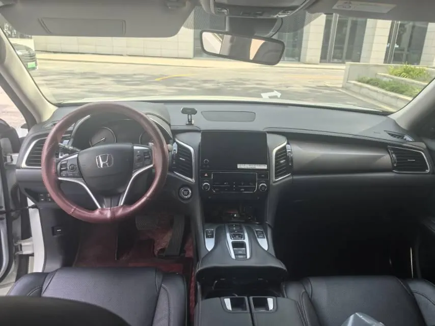 Honda 2020 crown road 2.0T 370TURBO four-wheel drive exclusive edition two-color automatic gear 9