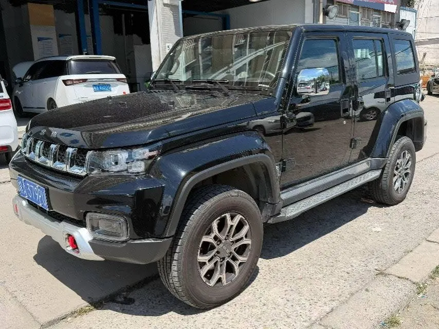 打开图片灯箱:Beijing 2021 BJ40 2.0T Four-wheel Drive Ring Tower Champion Edition Automatic Gear