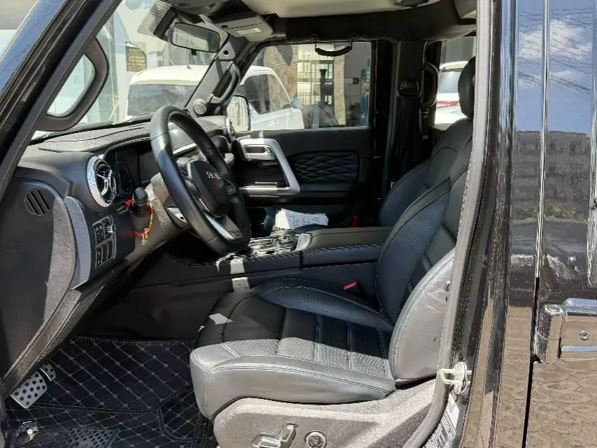 Beijing 2021 BJ40 2.0T Four-wheel Drive Ring Tower Champion Edition Automatic Gear 3