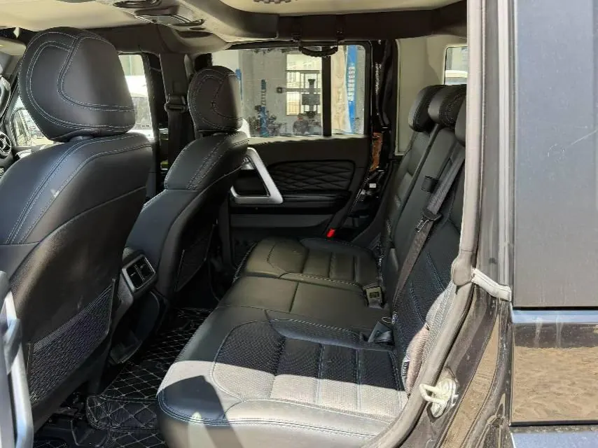 Beijing 2021 BJ40 2.0T Four-wheel Drive Ring Tower Champion Edition Automatic Gear 4