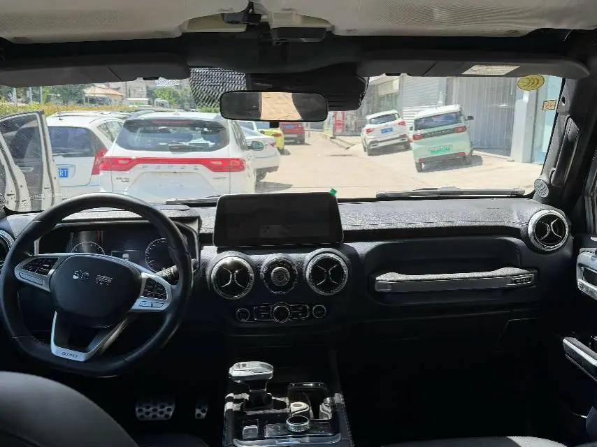 Beijing 2021 BJ40 2.0T Four-wheel Drive Ring Tower Champion Edition Automatic Gear 6