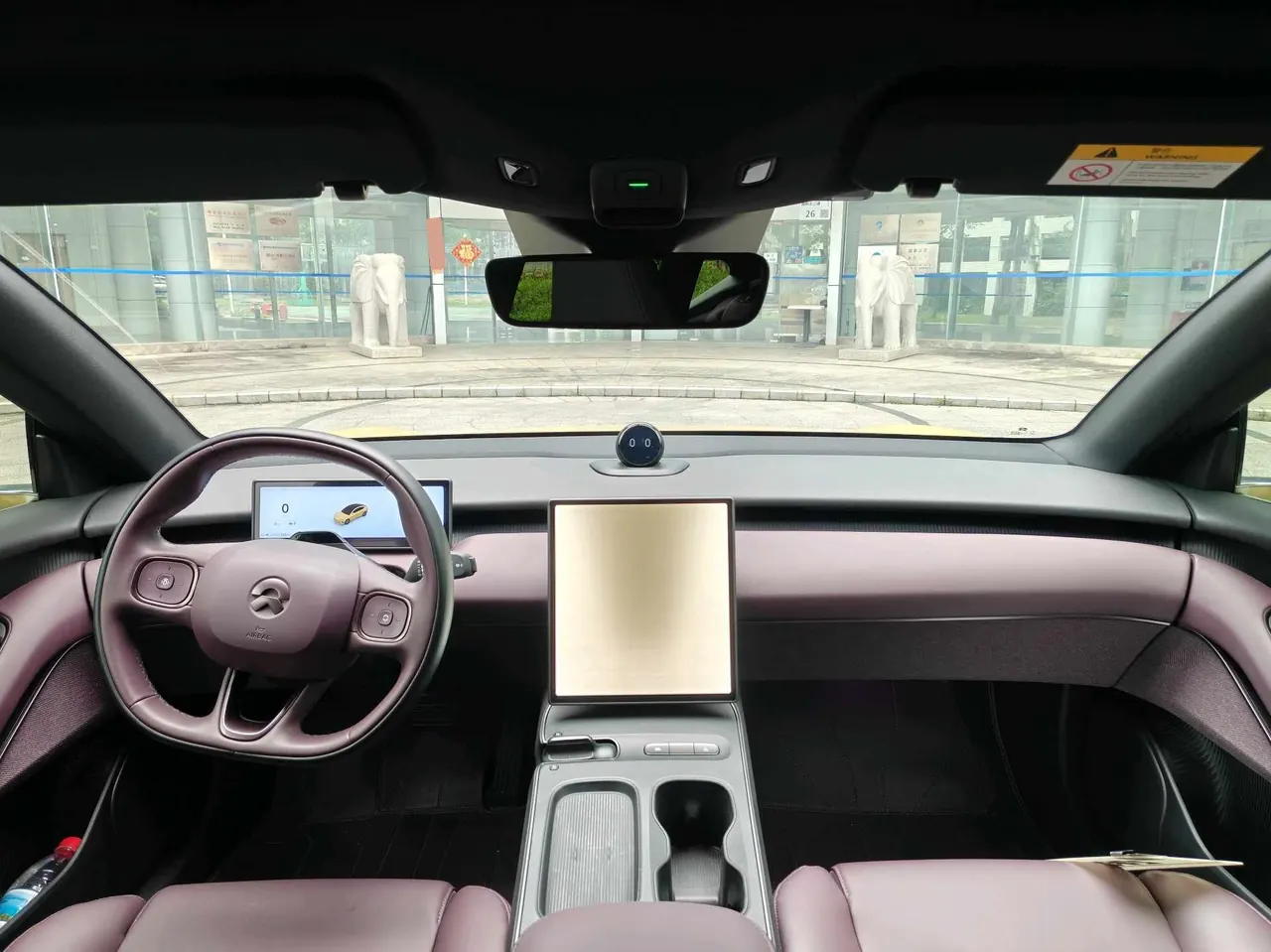 NIO 2022 ET5 75kWh automatic gear 11