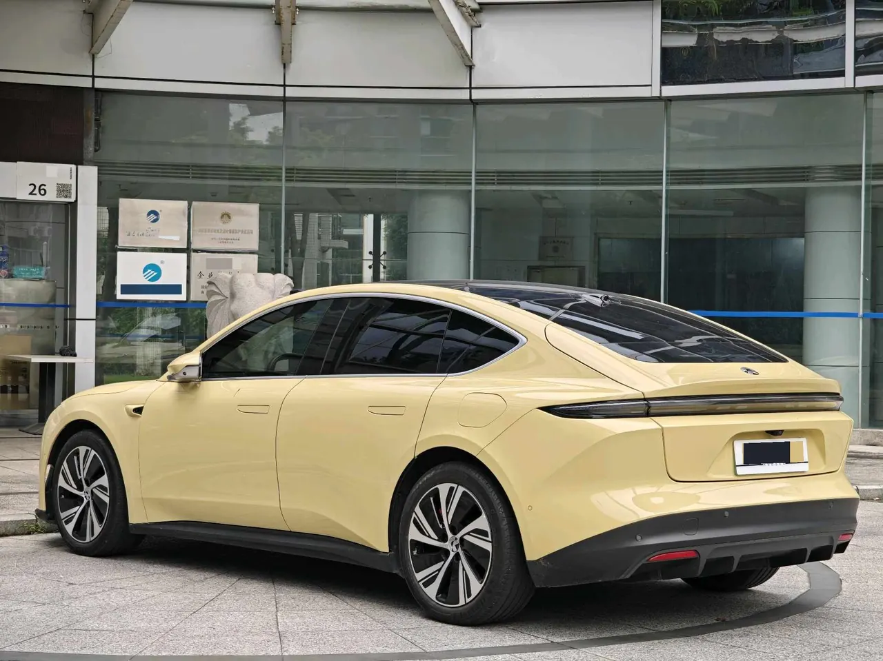 NIO 2022 ET5 75kWh automatic gear 7