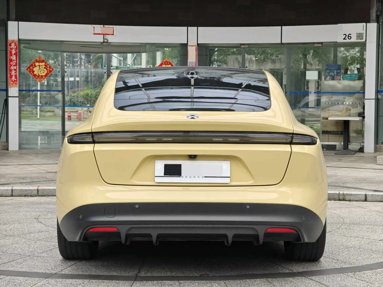 NIO 2022 ET5 75kWh automatic gear 8