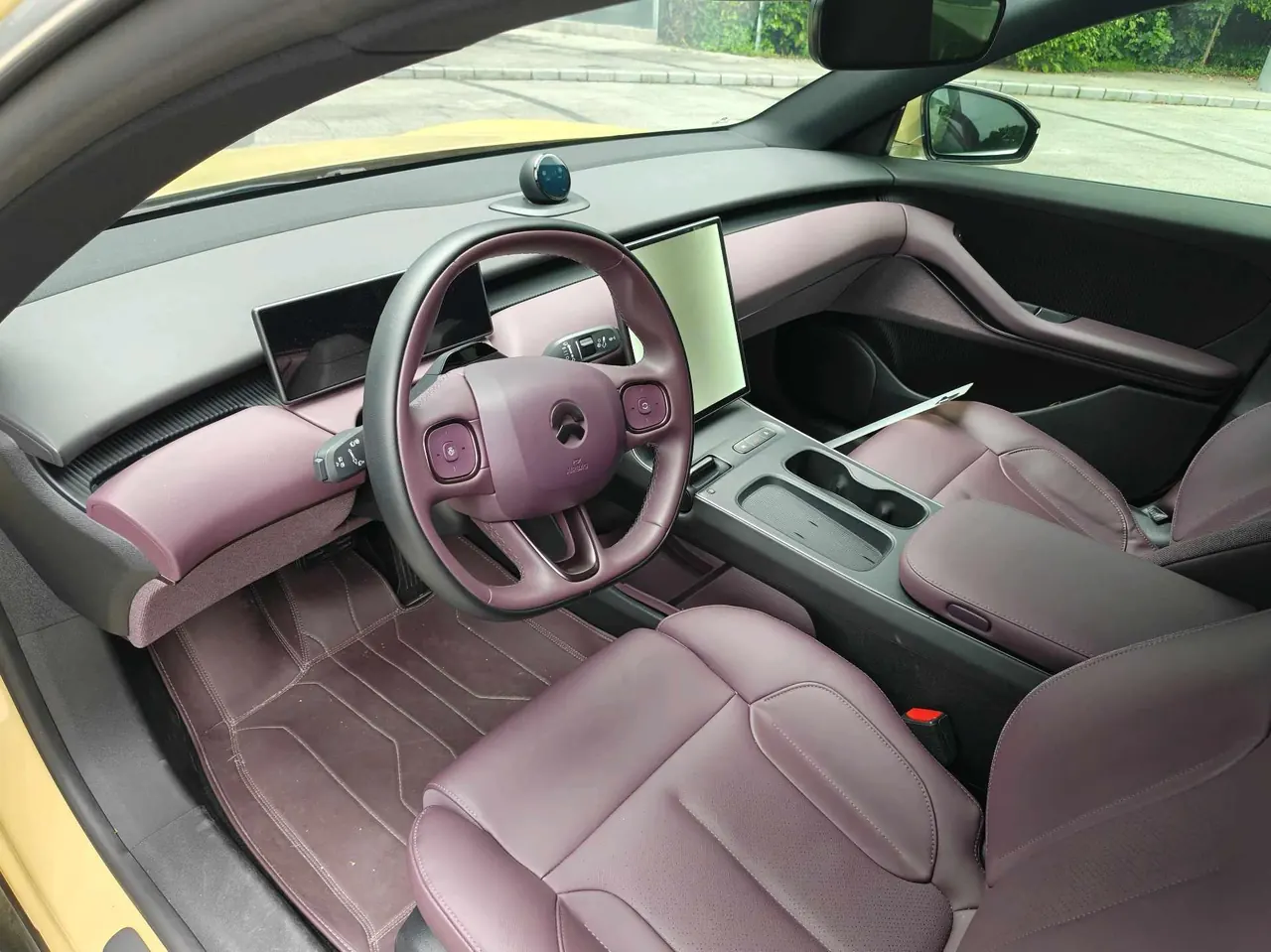 NIO 2022 ET5 75kWh automatic gear 9