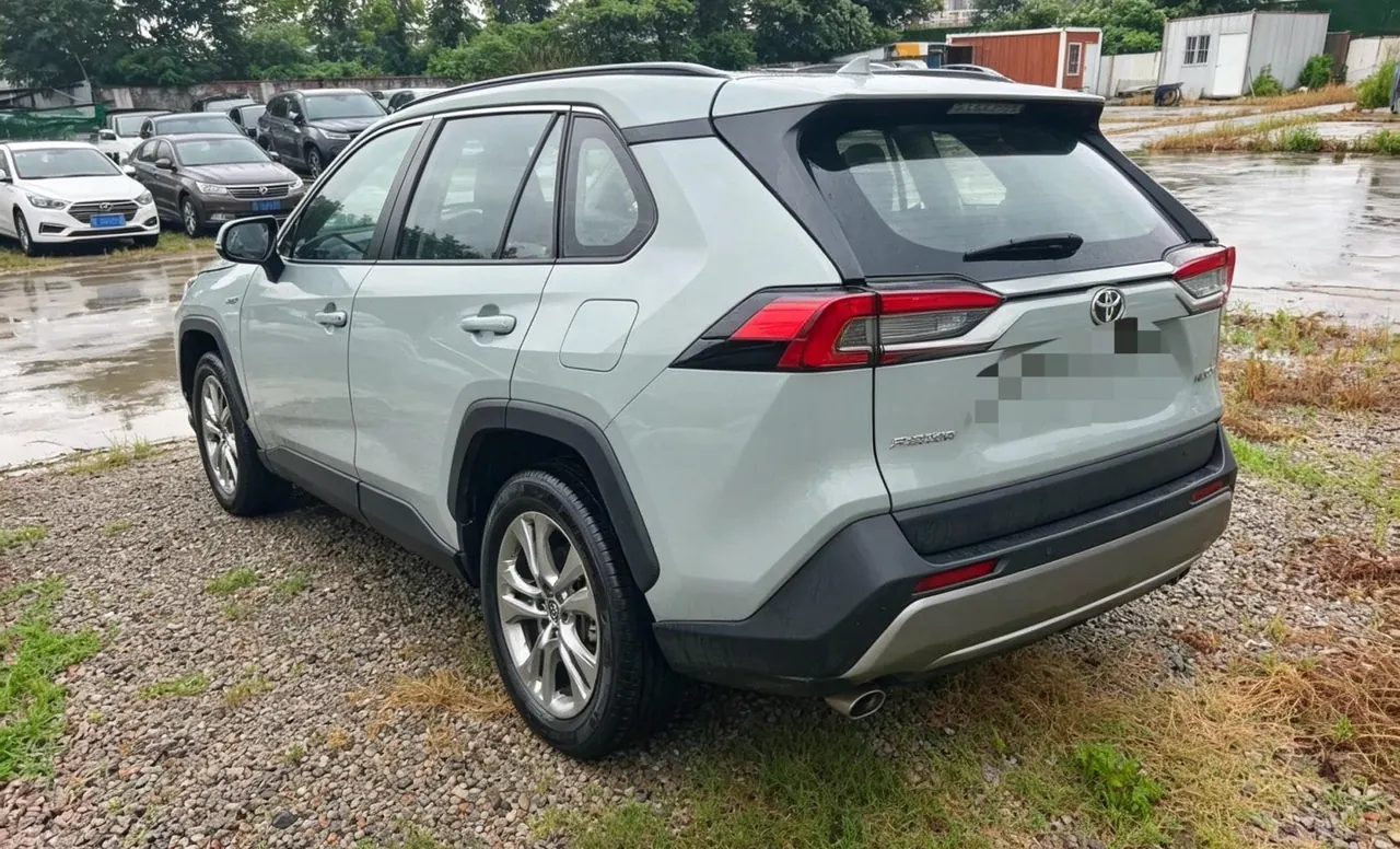 Toyota 2023 RAV4 Rongbo 2.0 Stepless Two-Drive Fashion Plus Edition Automatic Gear 4